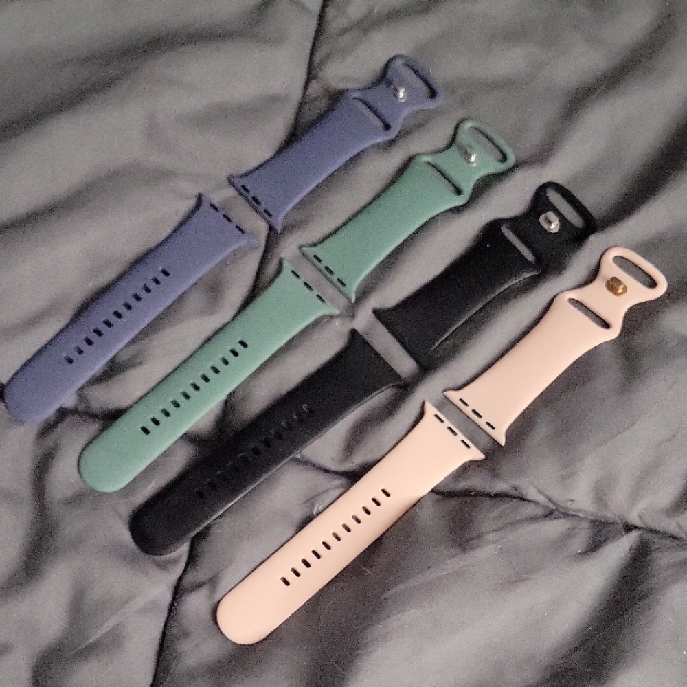 Set of 4 Smartwatch Bands in Assorted Colors